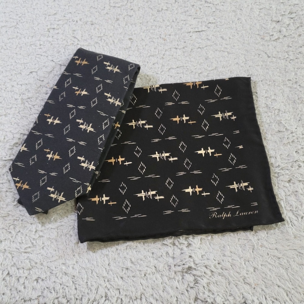 Ralph Lauren Purple Label Tie and Pocket Square Set Geometric Aztec Shantung